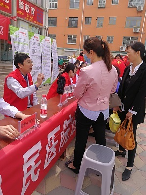 “健康河北·天使在行动”党员志愿服务活动走进金都小区